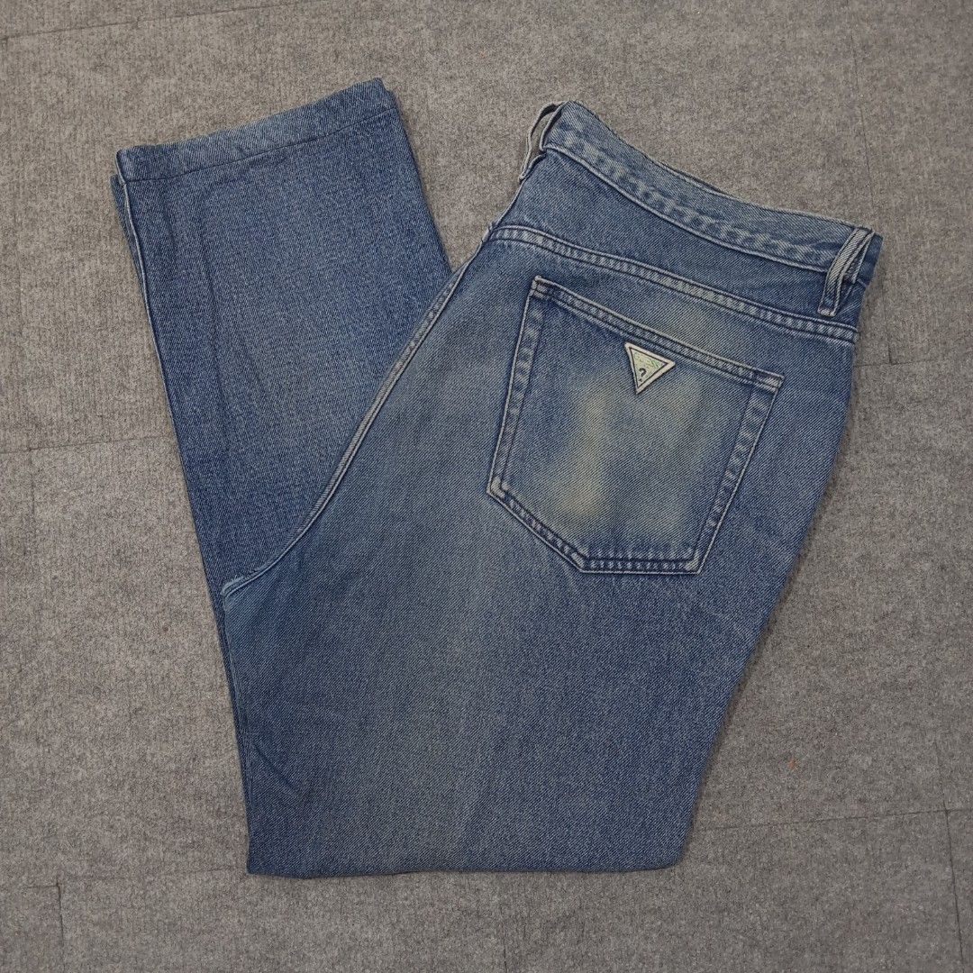 Vintage Guess Pascal Jeans (Category: Jeans) located in Taguig. Submitted by sito. (Listing ID 1467844634, Image 1). Description: For sale! 📣 Vintage Guess Pascal Jeans Specs and measurements: • Size 38 • Length 39.5 inches • Hips 23 inches • Thigh 13 inches • Inseam 27 inches • Leg Opening 8 Condition Details: • Good Condition • Color rate: 9.5/10 • Overall Condition: 9/10 Price: ~ ₱540 Transaction Details: Location: Upper Bicutan, Taguig City,