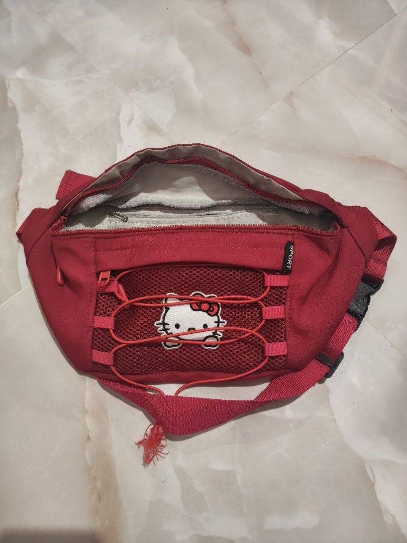 Vintage Hello Kitty Belt Bag Multiple pockets (Category: Belt bags, Clutches and Pouches) located in Rizal, Mindoro Occidental. Submitted by thrift.finds_5103 (Listing ID 1467967110, Image 2). Description: .
