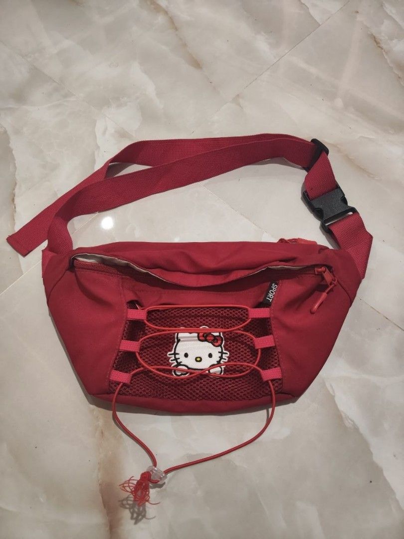 Vintage Hello Kitty Belt Bag Multiple pockets (Category: Belt bags, Clutches and Pouches) located in Rizal, Mindoro Occidental. Submitted by thrift.finds_5103 (Listing ID 1467967110, Image 3). Description: .