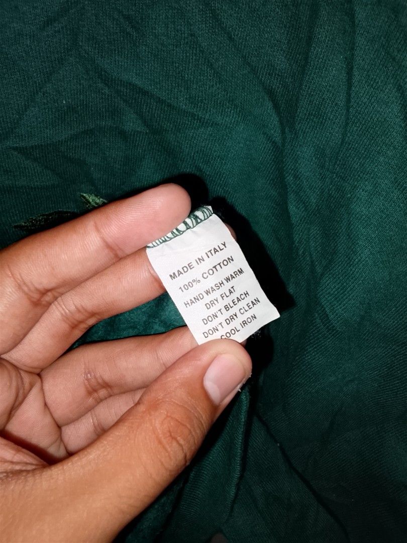 Vintage Longchamp (Category: Coats, Jackets and Outerwear) located in Ligao. Submitted by ulapipot (Listing ID 1467959619, Image 3). Description: Excellent Condition 9.5/10 Color Rate.