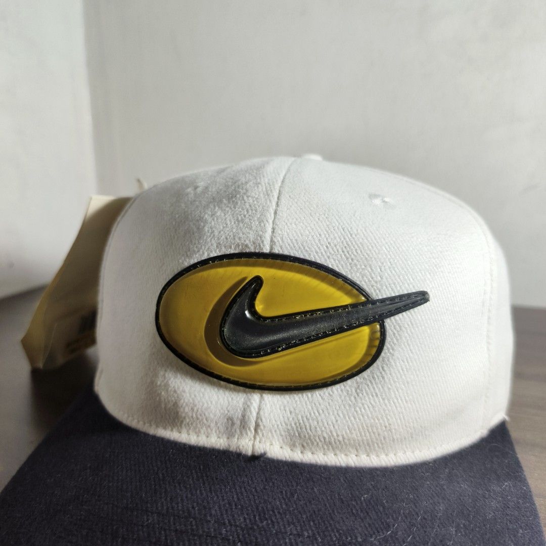 Vintage Nike 3D Oval Bubble Swoosh Cap (Category: Caps & Hats) located in Antipolo. Submitted by soon2byours_ (Listing ID 1467929884, Image 2). Description: Adult Fitting Free Size Velcro Flaws: yellow stains on dome (need deep clean) Color Rate: 8.5/10 Condition: GOOD.