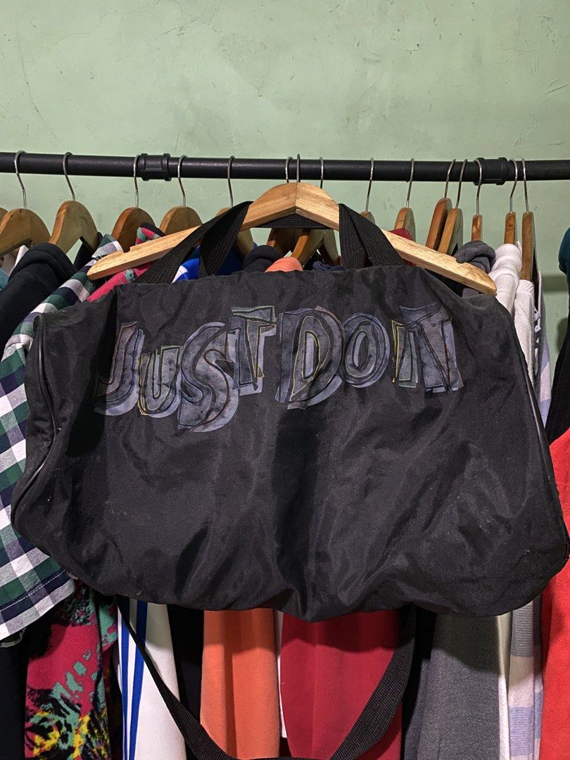 Vintage Nike Just Do It Duffel Bag Black Bundle (Category: Sling Bags) located in Tiaong. Submitted by maticbuy (Listing ID 1467982924, Image 1). Description: .