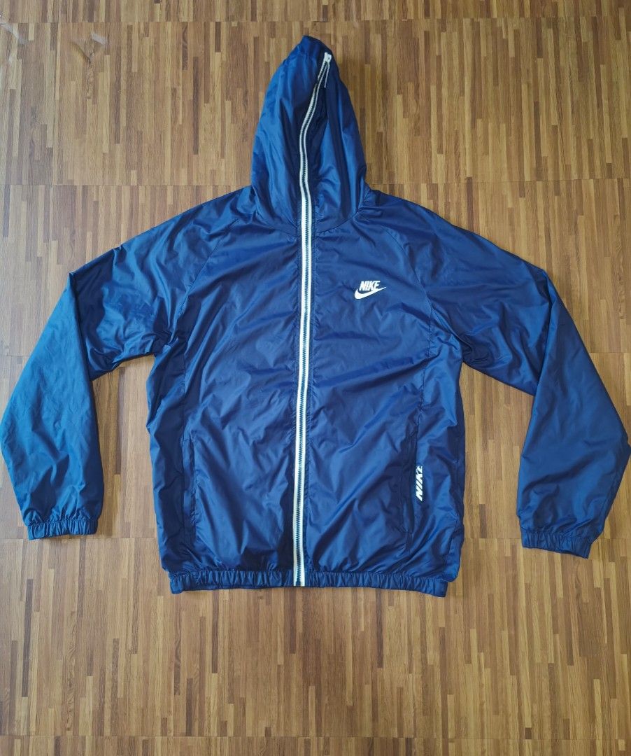 Vintage Nike Windbreaker (Category: Coats, Jackets and Outerwear) located in Cavite. Submitted by south.loot (Listing ID 1467899486, Image 1). Description: Vintage Nik windbreaker jacket Ykk zippers Size S-M Length 26.5 Width 22 Good to excellent condition.