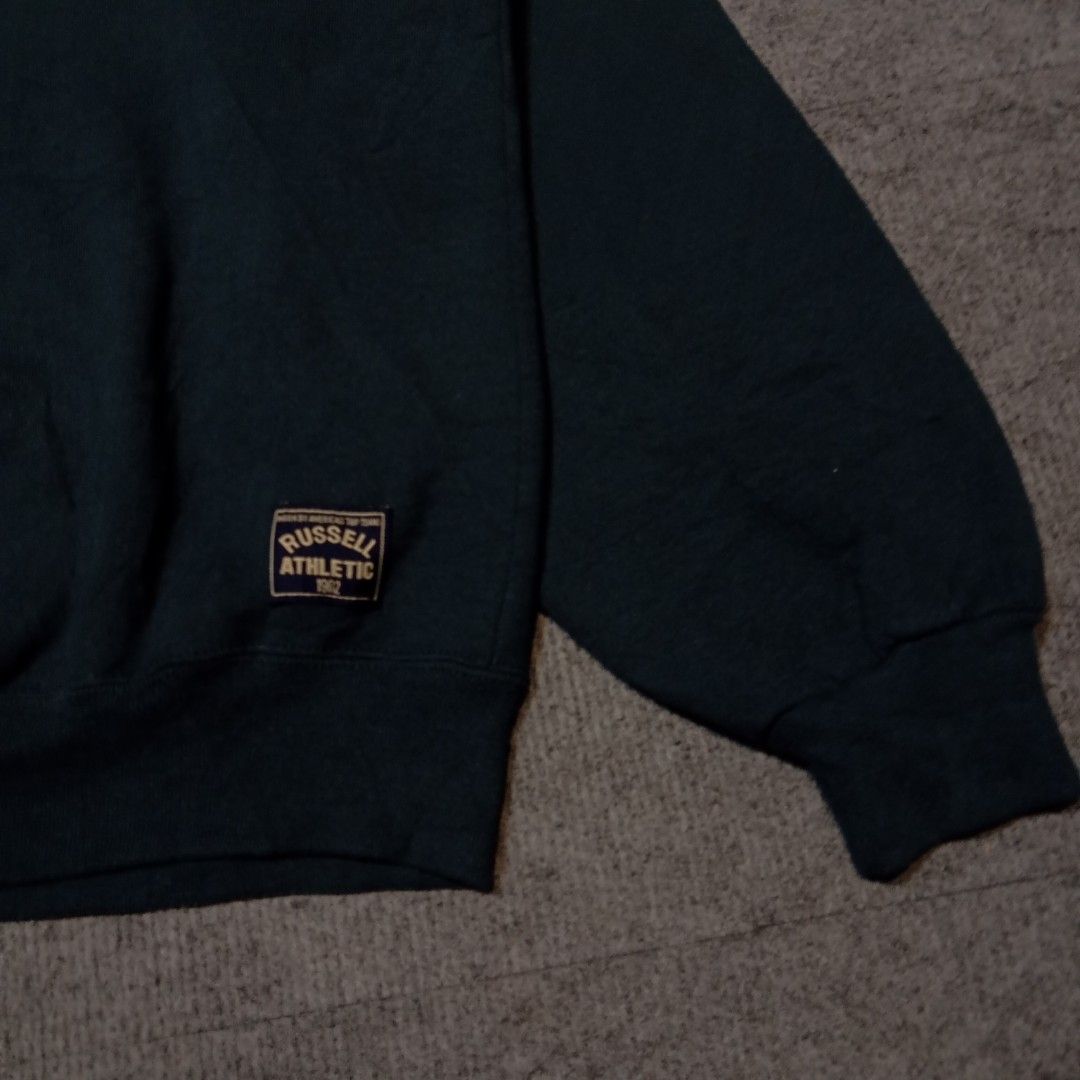 Vintage Russell Athletic Quarter Zip Pullover Sweatshirt (Category: Coats, Jackets and Outerwear) located in Taguig. Submitted by sito. (Listing ID 1467862461, Image 2). Description: For sale! 📣 Vintage Russell Athletic Quarter Zip Pullover Sweatshirt Specs and measurements: • Size XL • Length 28 inches • Width 25 inches • Sleeve Length 23.5 Condition Details: • Excellent Condition • Like New • No Issue • Color rate: 10/10 • Overall Condition: 1