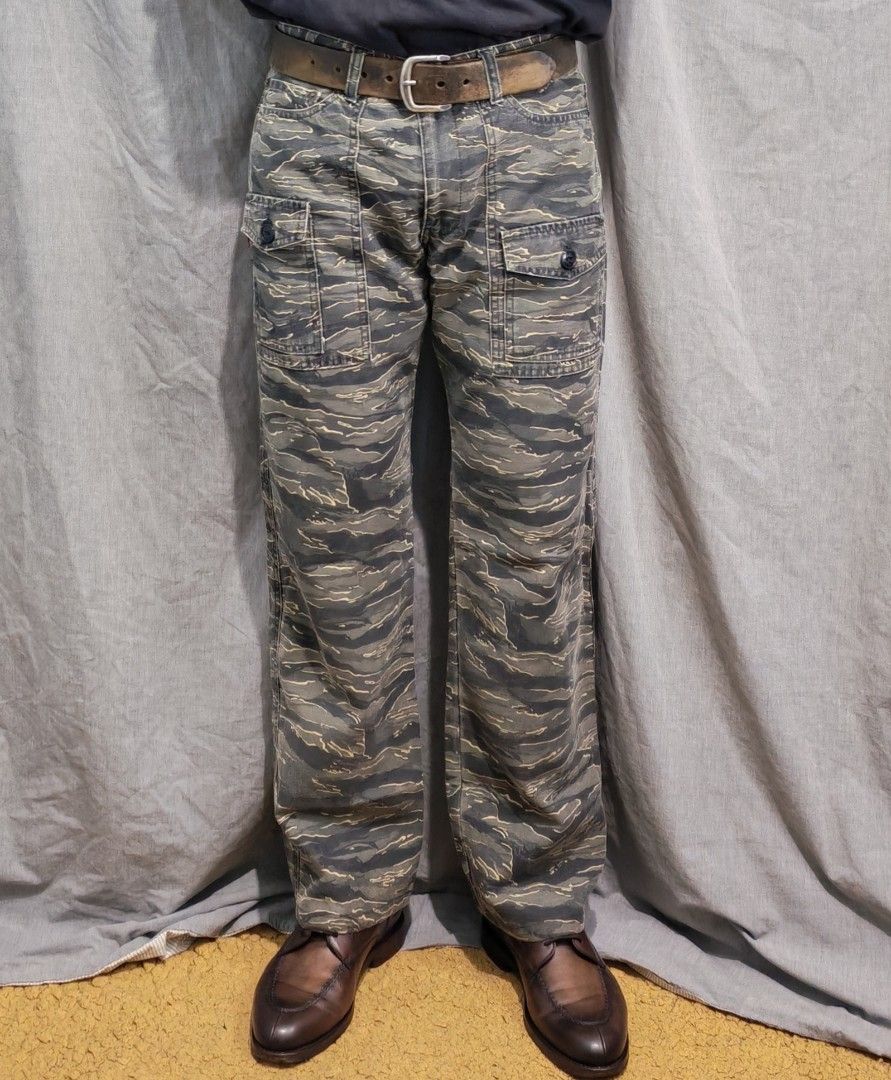 vintage tiger stripe camo pants (Category: Trousers) located in Baguio. Submitted by used_clothing2600 (Listing ID 1467969752, Image 1). Description: vintage tiger stripe camo pants size 32 verygood condition minimal signs of usage measurements waist 16 inches front rise 10 thigh 11.5 knee 8.7 length 39 leg opening 8.5 P 580.