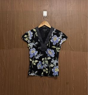 (Category: ) located in . Submitted by streetwear.collections (Listing ID 1468058527, Image 1). Description: .