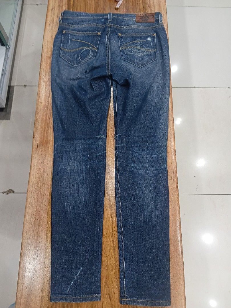 Vivienne Westwood (Category: Jeans) located in Subic. Submitted by AnythingBrandedby_May (Listing ID 1467922839, Image 3). Description: Vivienne Westwood.