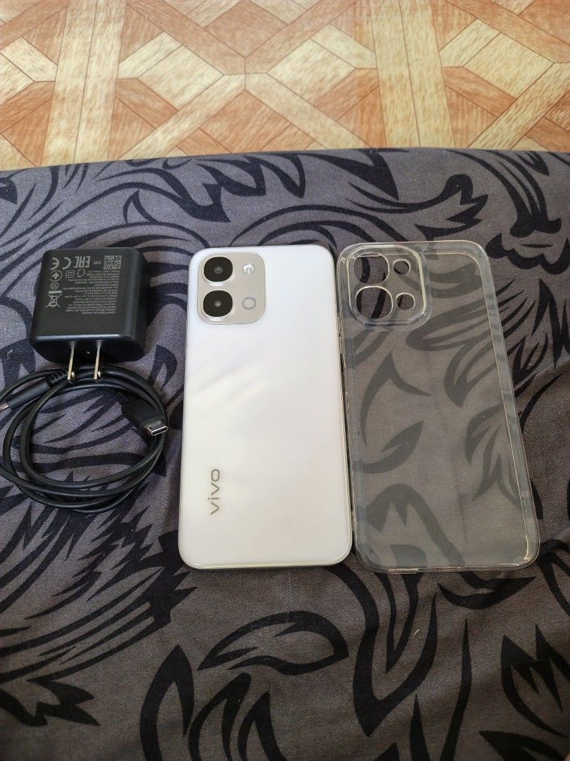 Vivo y31d (Category: Vivo) located in Manila. Submitted by jellynlega12838 (Listing ID 1467921286, Image 2). Description: For sale or swap Swap basta my add po kau n cash VIVO Y31D 9,500 only!.. No issue and no history repair Makinis n makinis Under warranty until Augus 6, 2027 Unit, case, and replacement charger 🔹 12gb ram (6+6) 🔹 256gb rom 🔹 6.75-inch HD+ IPS LCD Display 🔹 120Hz refresh rate 🔹 IP68/IP69 dust & water resistance; SGS 5-Star 