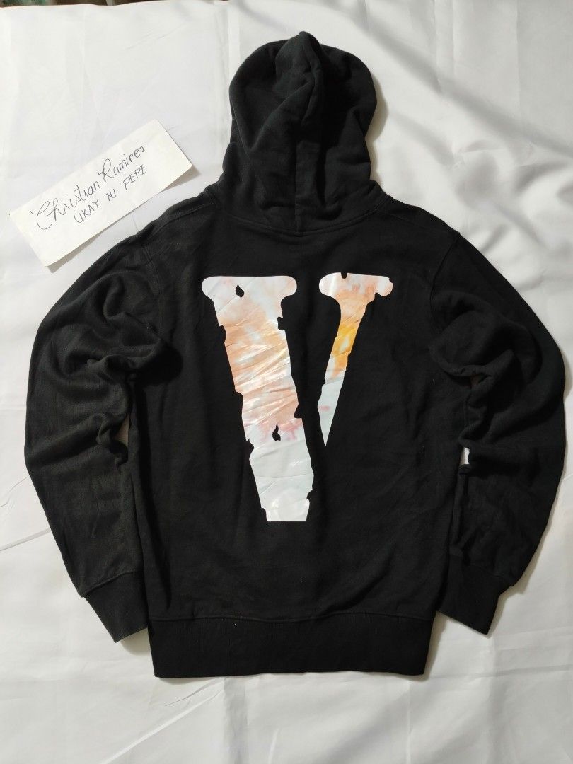 Vlone dye Print hoodie (Category: Coats, Jackets and Outerwear) located in Bocaue. Submitted by ukaynipepe (Listing ID 1468024358, Image 3). Description: Vlone dye print Medium width 22.5 length 27 excellent condition needs wash.