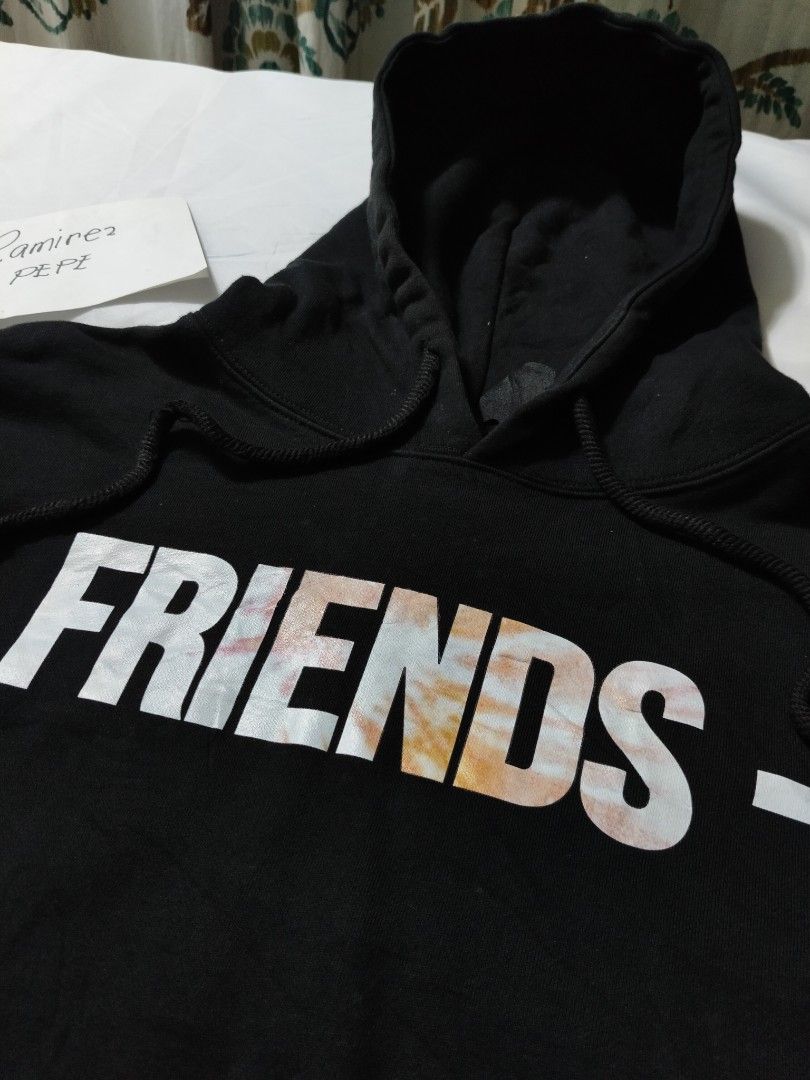 Vlone dye Print hoodie (Category: Coats, Jackets and Outerwear) located in Bocaue. Submitted by ukaynipepe (Listing ID 1468024358, Image 2). Description: Vlone dye print Medium width 22.5 length 27 excellent condition needs wash.