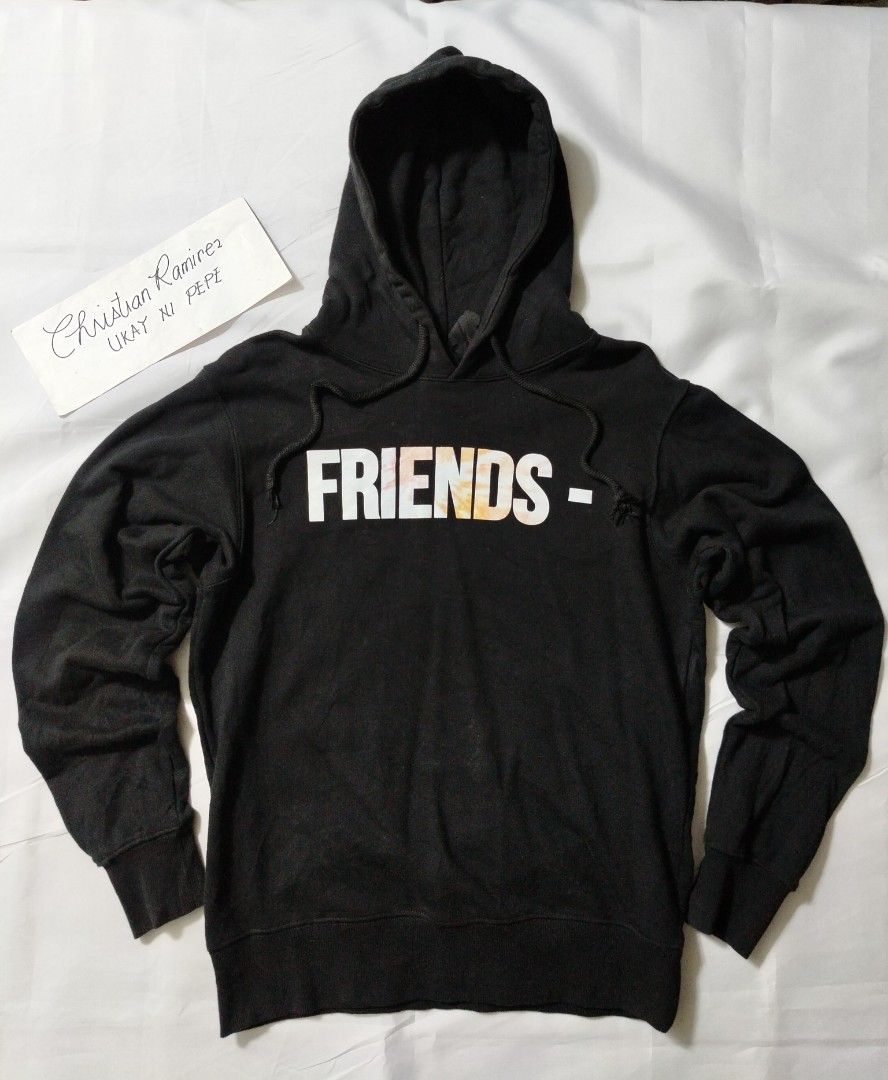 Vlone dye Print hoodie (Category: Coats, Jackets and Outerwear) located in Bocaue. Submitted by ukaynipepe (Listing ID 1468024358, Image 1). Description: Vlone dye print Medium width 22.5 length 27 excellent condition needs wash.