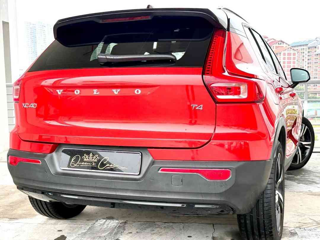 VOLVO XC40 T4 R-DESIGN (Category: Used Cars) located in Singapore. Submitted by queenscarpl (Listing ID 1461009646, Image 3). Description: Showroom: Sin Ming 176 Sin Ming Drive #01-18 Singapore 575721 Sales Contact: Alvin Ng tel:88132929 .