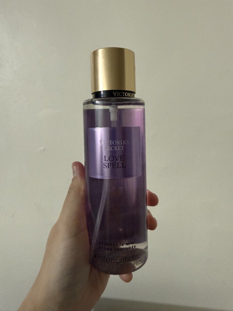 VS Love spell (Category: Fragrance & Deodorants) located in Taguig. Submitted by prelovebyj_ (Listing ID 1468003006, Image 1). Description: .