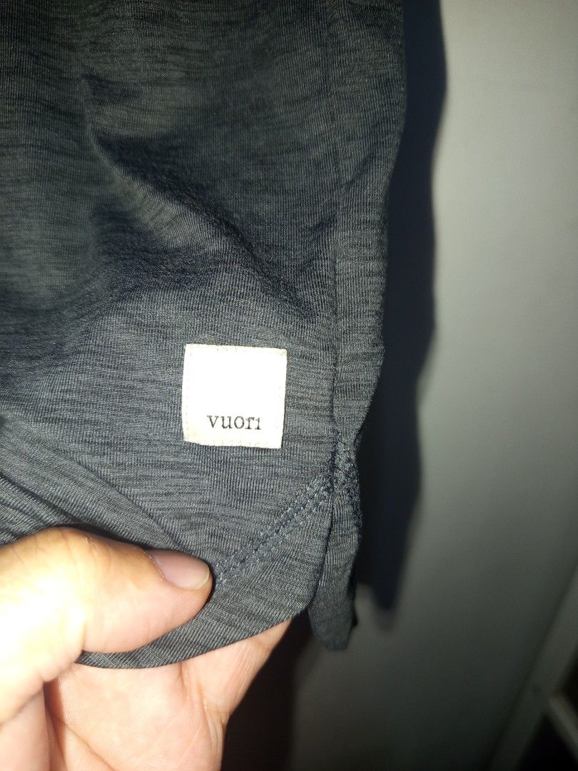 VUORI Womens Lux Pocket Tee (Category: Activewear) located in Manila. Submitted by thriftspotting (Listing ID 1467966437, Image 3). Description: in great condition.