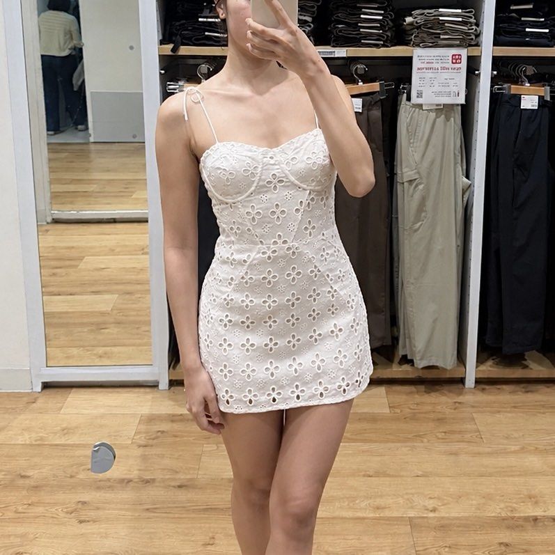 white dainty eyelet mini dress (Category: Dresses) located in Quezon City. Submitted by poorlittlerichgal (Listing ID 1467855759, Image 1). Description: .