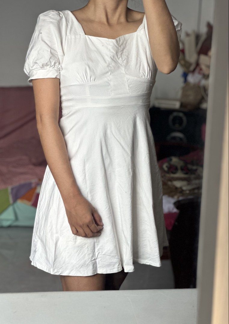 White dress (Category: Dresses) located in Baler. Submitted by swiftieversion13 (Listing ID 1467897805, Image 2). Description: Ganda ng tela nito!! 🥹 Xs to S Size!!.