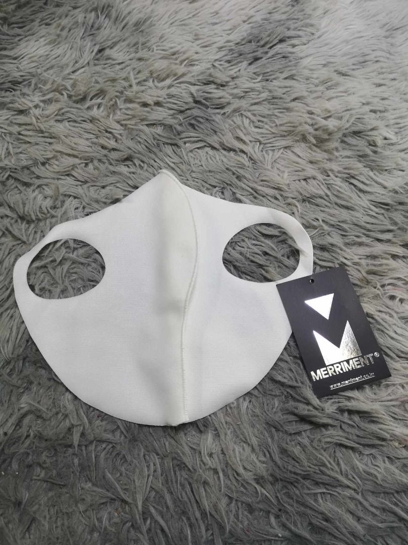 White Reusable Fabric Face Mask With Ear Cutouts (Category: Face Masks & Face Shields) located in Santa Cruz. Submitted by jmy_surplus.2 (Listing ID 1467990105, Image 1). Description: Size ; L - 9 W - 10 Color ; White Type ; Face Mask Brand ; No Brand Material ; Polyester Style ;Washable Reusable Face Mask LG 116 JMY 3 Batch #225.