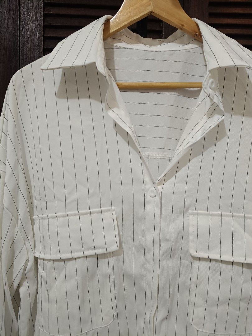 White Stripes (Category: Longsleeves) located in Manila. Submitted by byjrb (Listing ID 1468032873, Image 2). Description: 🛍️ Brand-new items from SHEIN, Emery Rose, Zaful & more! Size : XL to XXL 📦 Shipping: LBC / J&T / Lalamove 💸 MOP: GCash / BPI only DM for inquiries! 💌.