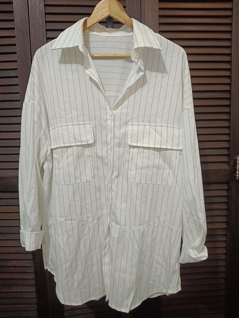 White Stripes (Category: Longsleeves) located in Manila. Submitted by byjrb (Listing ID 1468032873, Image 1). Description: 🛍️ Brand-new items from SHEIN, Emery Rose, Zaful & more! Size : XL to XXL 📦 Shipping: LBC / J&T / Lalamove 💸 MOP: GCash / BPI only DM for inquiries! 💌.