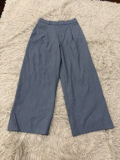 (Category: ) located in . Submitted by uniqllojane_17 (Listing ID 1467959649, Image 1). Description: .