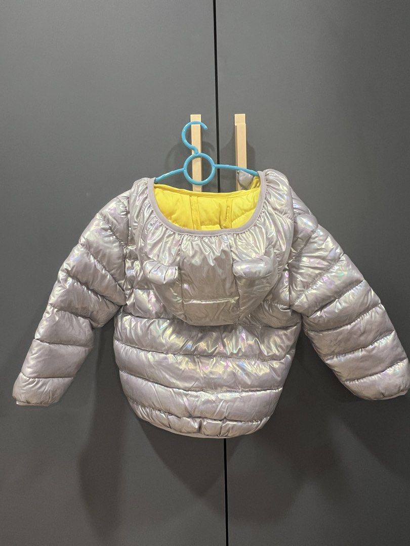 Winter jacket (Category: Babies & Kids Fashion) located in Cheras. Submitted by secseek (Listing ID 1467851806, Image 2). Description: •Good condition .