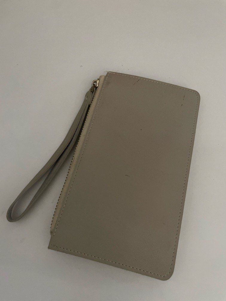 Wristlet with embroidered design (Category: Wallets & Card holders) located in Bacolor. Submitted by louiviellefinds (Listing ID 1467877404, Image 2). Description: Just a beautiful piece for your collection! Lots of compartments inside as shown in the photos.