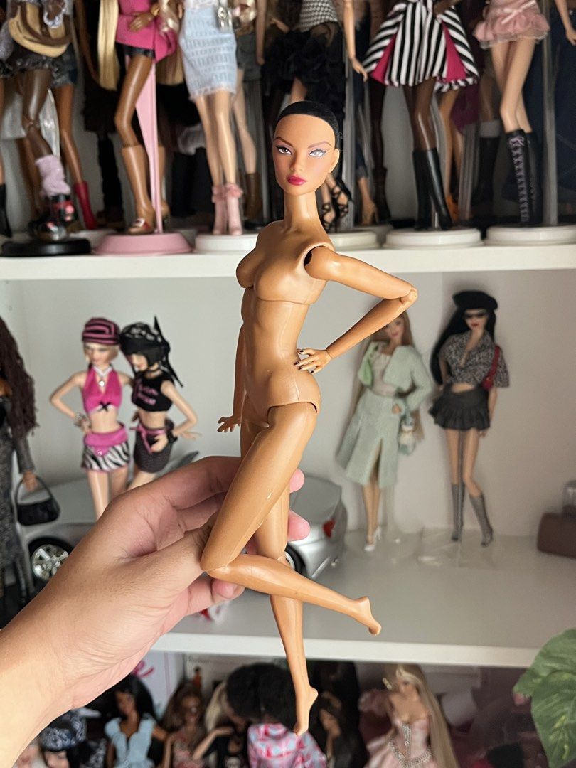 XianXian doll (Category: Figurines & Statues) located in Makati City. Submitted by starboy17 (Listing ID 1467847663, Image 1). Description: No major flaws Good condition Check photo.