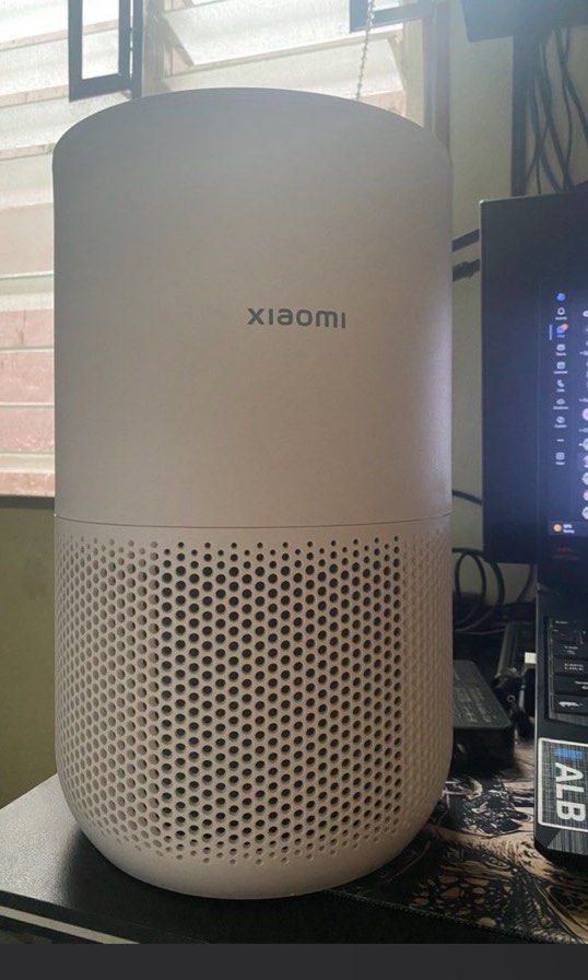 Xiaomi Air Purifier 4 Compact US (Category: Air Purifiers & Dehumidifiers) located in Paranaque City. Submitted by davintee (Listing ID 1467997000, Image 1). Description: - Model: Xiaomi Air Purifier 4 Compact (US Version) - Design: White cylindrical body, space-saving footprint ideal for desks and floors - Filtration: 3-in-1 filter captures 99.97% of airborne particles - Smart Features: Supports voice control for easy operation - Best For: Keepi