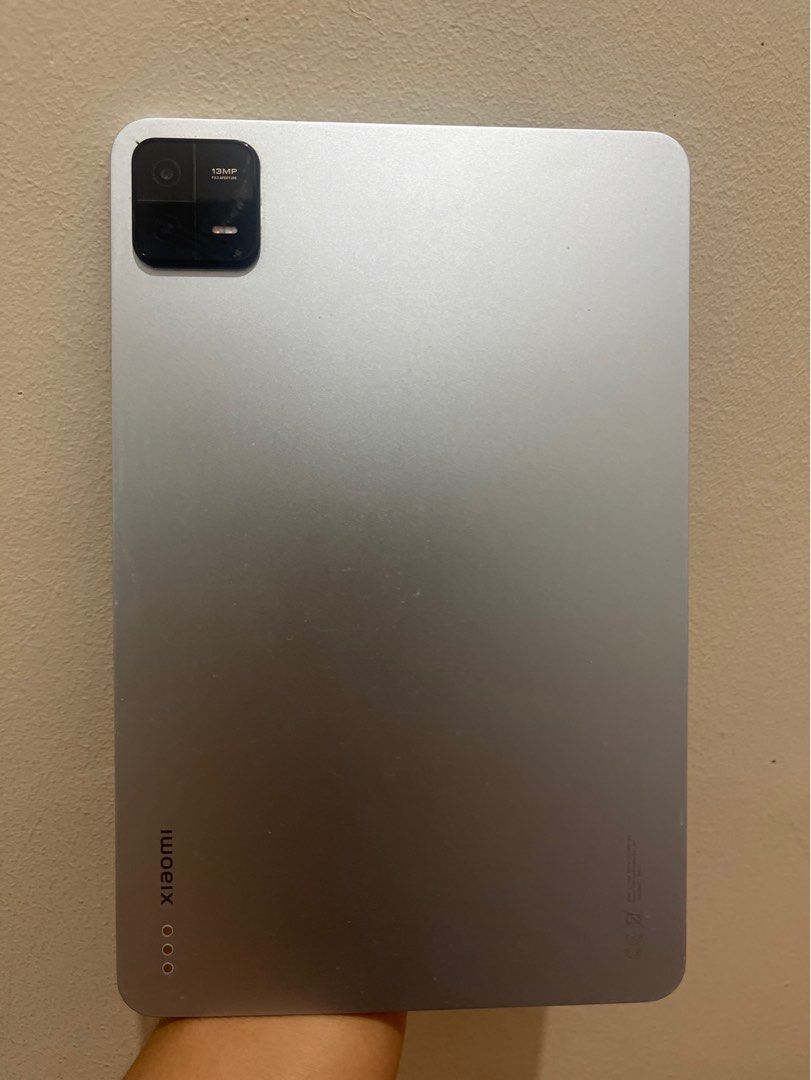 Xiaomi Pad 6 (Category: Android) located in Manila. Submitted by sea.jay (Listing ID 1467983824, Image 1). Description: - Brand/Model: Xiaomi Pad 6 - Color: Sleek Silver - Storage: 8GB / 256GB - Software: MIUI Pad Global 14.0.11 - Condition: Very Good, No Issues - Delivery/Meetups: Meetups available at SM Megamall, SM Makati, Cubao, SM Mall of Asia, SM Bacoor, and SM Dasmariñas. Shipping via LBC or Lalamove also supported..