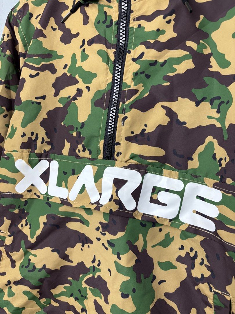 XLARGE Japan Camouflage Kangaroo Windbreaker Jacket (Category: Coats, Jackets and Outerwear) located in Mandaluyong City. Submitted by fellas_ph (Listing ID 1467962498, Image 2). Description: Excellent condition No issues Size M 21" Width 26.5" Length.