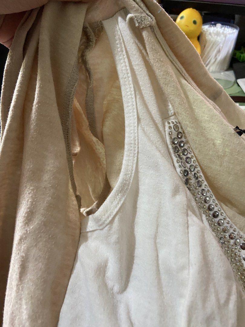 Y2K 2 IN 1 STUDDED TOP (Category: Blouses) located in Santiago. Submitted by binchifinds (Listing ID 1467879298, Image 3). Description: .