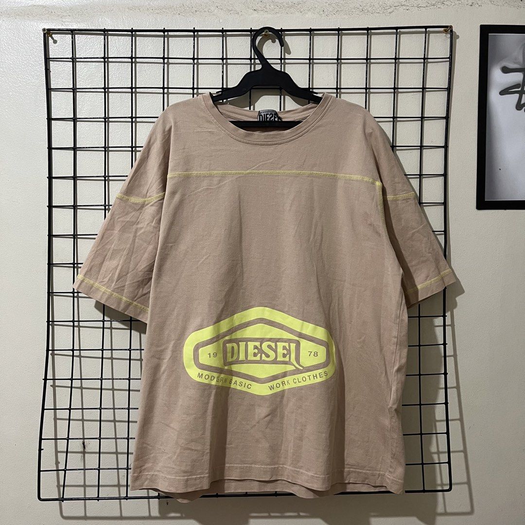 Y2k Diesel Shirt (Category: Tshirts & Polo Shirts ) located in Guagua. Submitted by 2ndpick.ph (Listing ID 1467946433, Image 1). Description: Y2K Diesel Shirt Dimes:21x25 boxy fit Condition:9/10 Color rate:9.5/10 Issue:check last pic need repair 200+sf j&t ₱50luzon ₱70visayas mindanao Pampanga loc.
