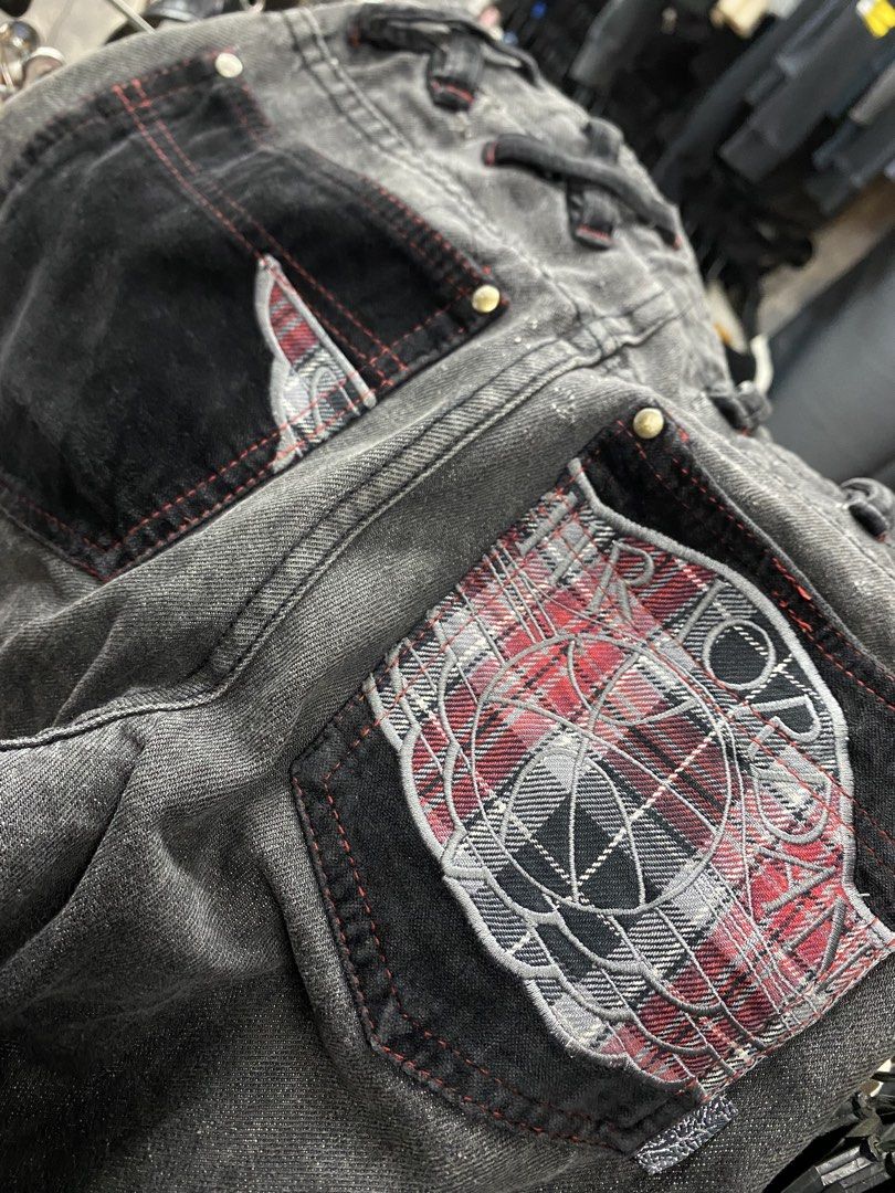 Y2k Jordan (Category: Jeans) located in Manila. Submitted by freshfindresale (Listing ID 1467966346, Image 3). Description: Size 26 waist Length: 34 Keg: 8.