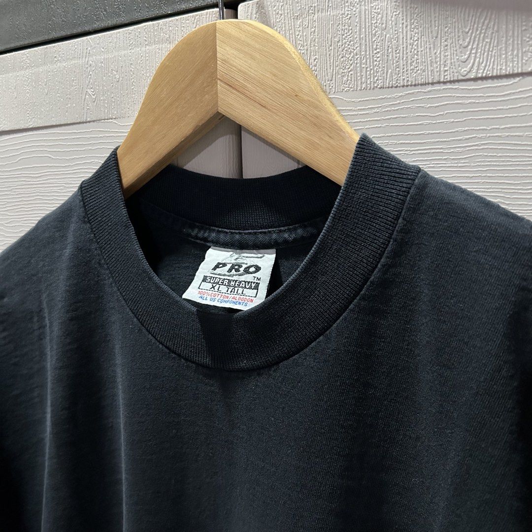 Y2K Pro 5 Black Blank Super Heavy Boxy Shirt (Category: Tshirts & Polo Shirts ) located in Baguio. Submitted by thrift_zi3 (Listing ID 1467867790, Image 3). Description: Y2K Pro 5 Black Blank Super Heavy Boxy Shirt *boxy & beefy af XL Tall on tag but altered length already W 23" L 27" *signs of usage only; 9.5/10 color rate Mine 350.