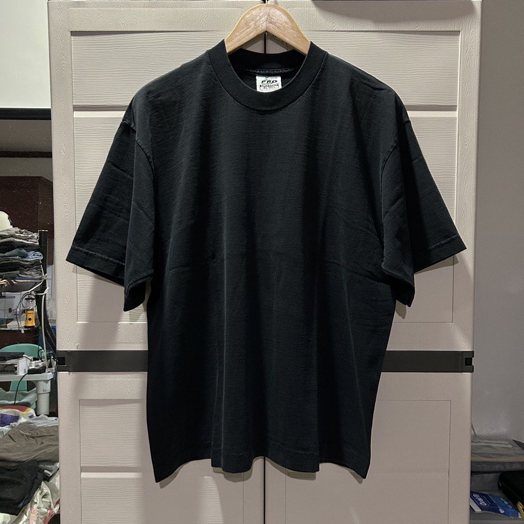 Y2K Pro 5 Black Blank Super Heavy Boxy Shirt (Category: Tshirts & Polo Shirts ) located in Baguio. Submitted by thrift_zi3 (Listing ID 1467867790, Image 1). Description: Y2K Pro 5 Black Blank Super Heavy Boxy Shirt *boxy & beefy af XL Tall on tag but altered length already W 23" L 27" *signs of usage only; 9.5/10 color rate Mine 350.