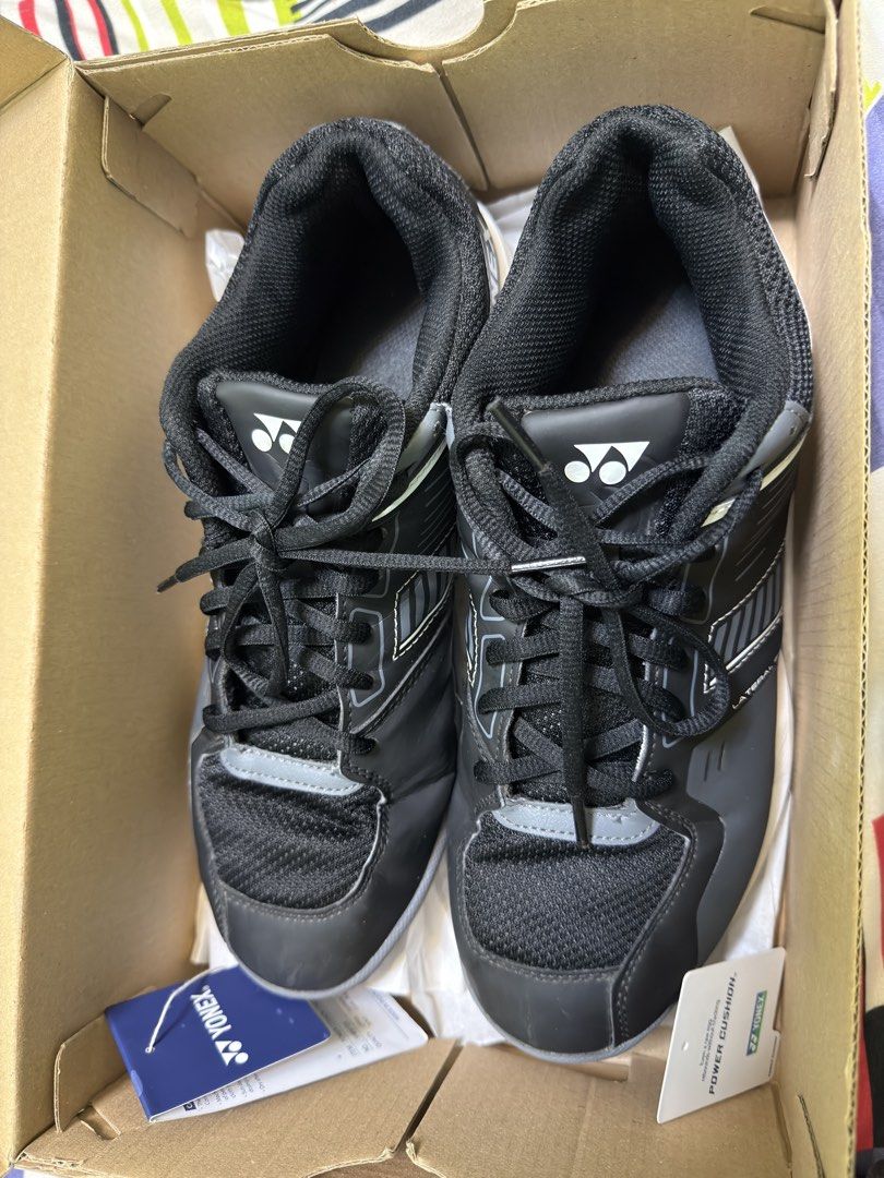 Yonex Strider Flow Badminton Shoes (Category: Sneakers) located in Los Banos. Submitted by bancolitaalfred (Listing ID 1468027504, Image 3). Description: - Brand: Yonex Strider Flow - Color: Black and Grey - Condition: Used few times, like new - Packaging: Original box included - Key Tech: Power Cushion technology for maximum comfort - Outsole: Non-marking rubber outsole - Design: Round Sole for smooth footwork - Meet-ups and shipping available a