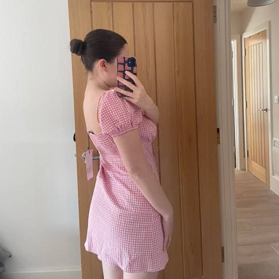 Zara Gingham Puff Dress (Category: Dresses) located in Quezon. Submitted by closetby_gn (Listing ID 1467916394, Image 2). Description: || TRENDY CLOTHES၄၃ ZARA PUFF DRESS SMOCKED AT THE BACK BUST 34-36 Size: medium-large ✿Reminders 𐙚 Strictly Payment first 𐙚 No cancellation of orders 𐙚 Comment Mine | PM to order ✿Mode of payment •Gcash only ✿Shipping Courier •Flash express All items are in good condition!☺️ Happy Shopping Giirls! 🫶🏻.