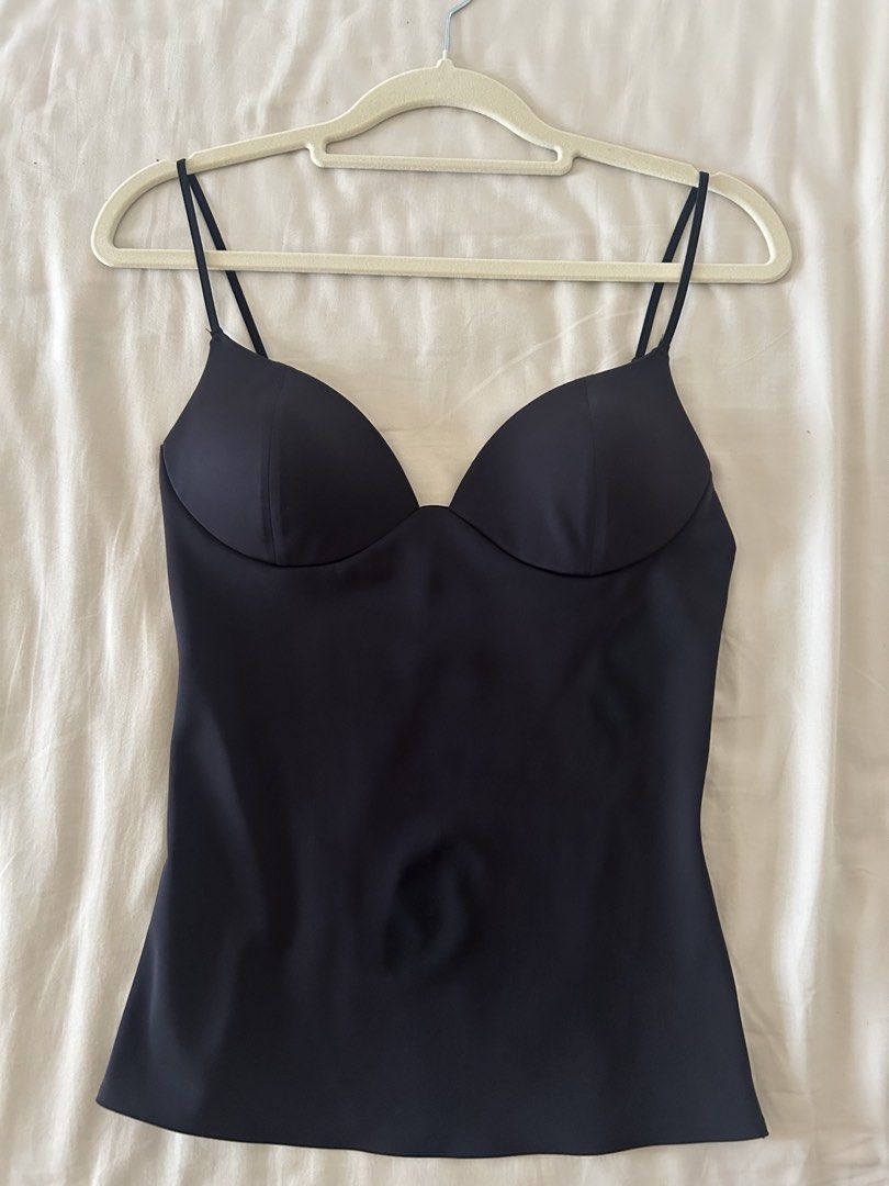 ZARA Polyamide Blend Bustier Top (Category: Others Tops) located in Paranaque City. Submitted by clutterof.am (Listing ID 1467900945, Image 3). Description: Zara Polyamide Blend Bustier Top in black. Size is small. Worn only once. SRP is 1795. RFS: Not my style anymore.