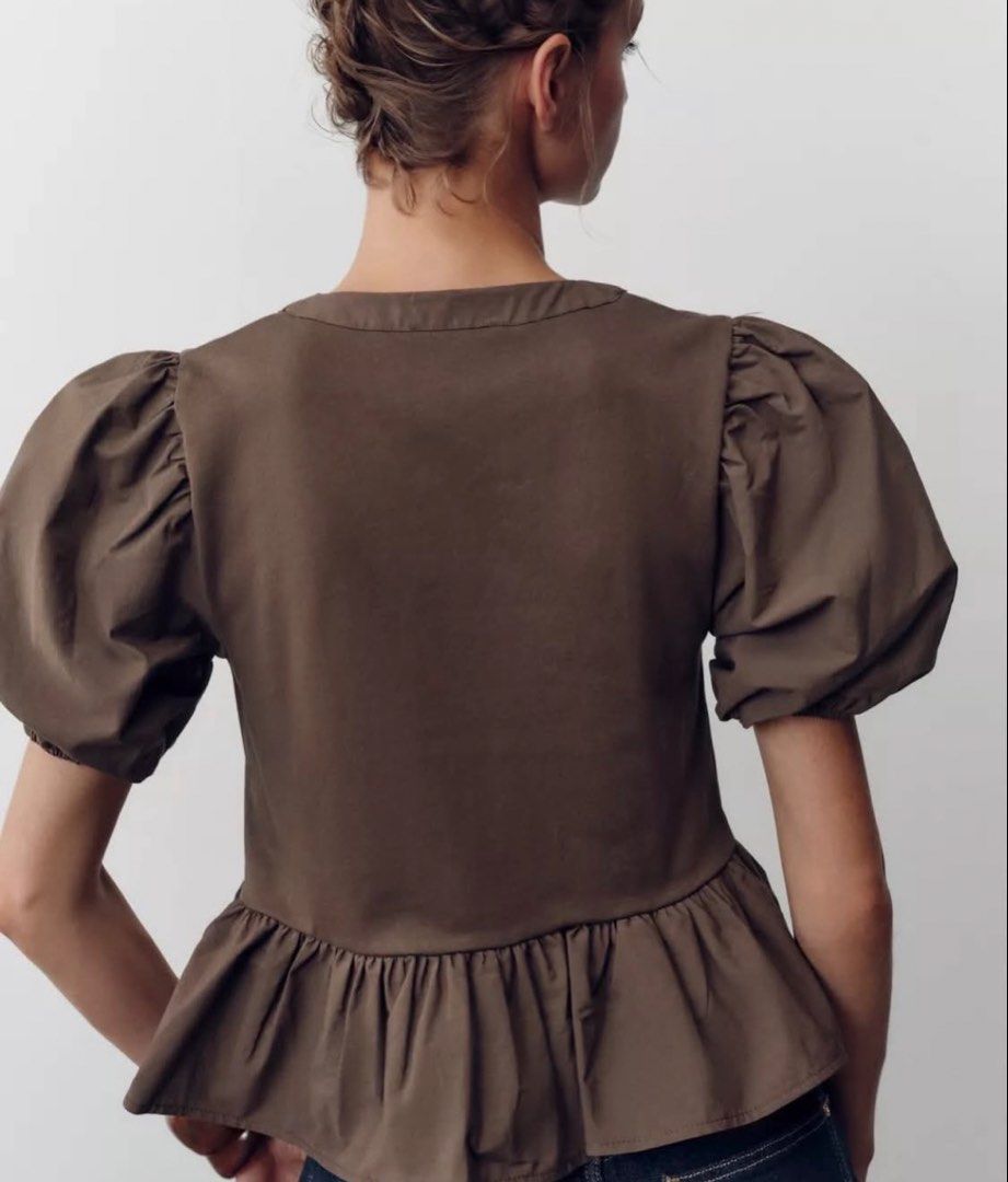 Zara Puff Sleeve Top (Category: Blouses) located in Navotas City. Submitted by prebychenchen (Listing ID 1468005346, Image 2). Description: - LP POSTED - NO WW!!!! - BNEW W/O TAGS (washed) - RFS: DOESN’T FIT ON MY BUST.