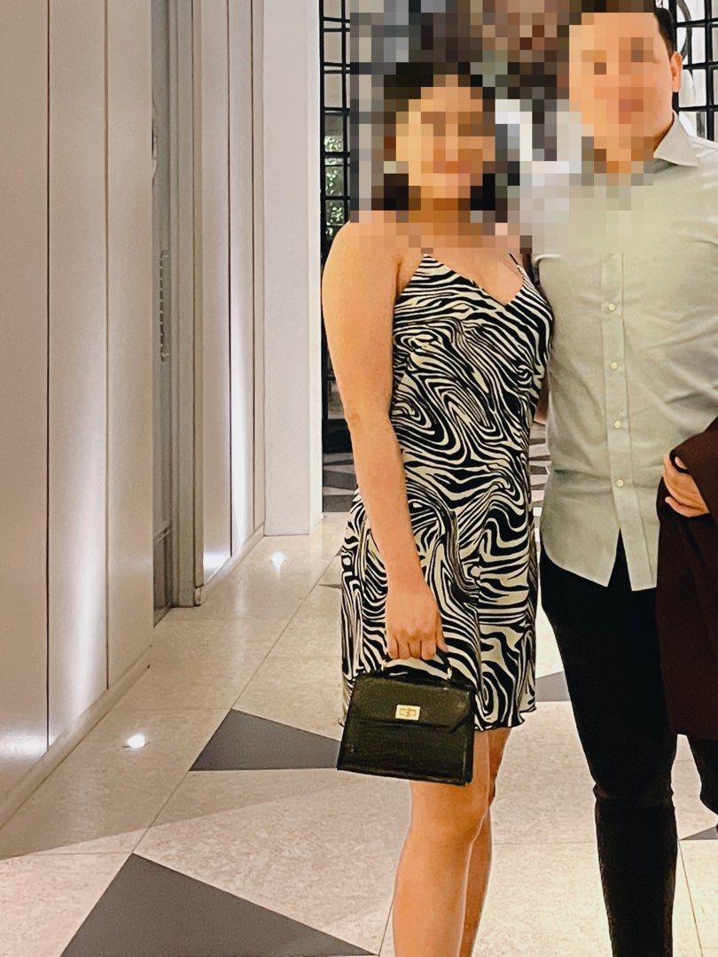 H&M Zebra Print Slip Dress (Category: Dresses) located in Quezon City. Submitted by estimadaj (Listing ID 1467912947, Image 2). Description: Used once when worn photos available Size: medium Payment mode: Gcash, BPI If meet-up, cash kaliwaan.