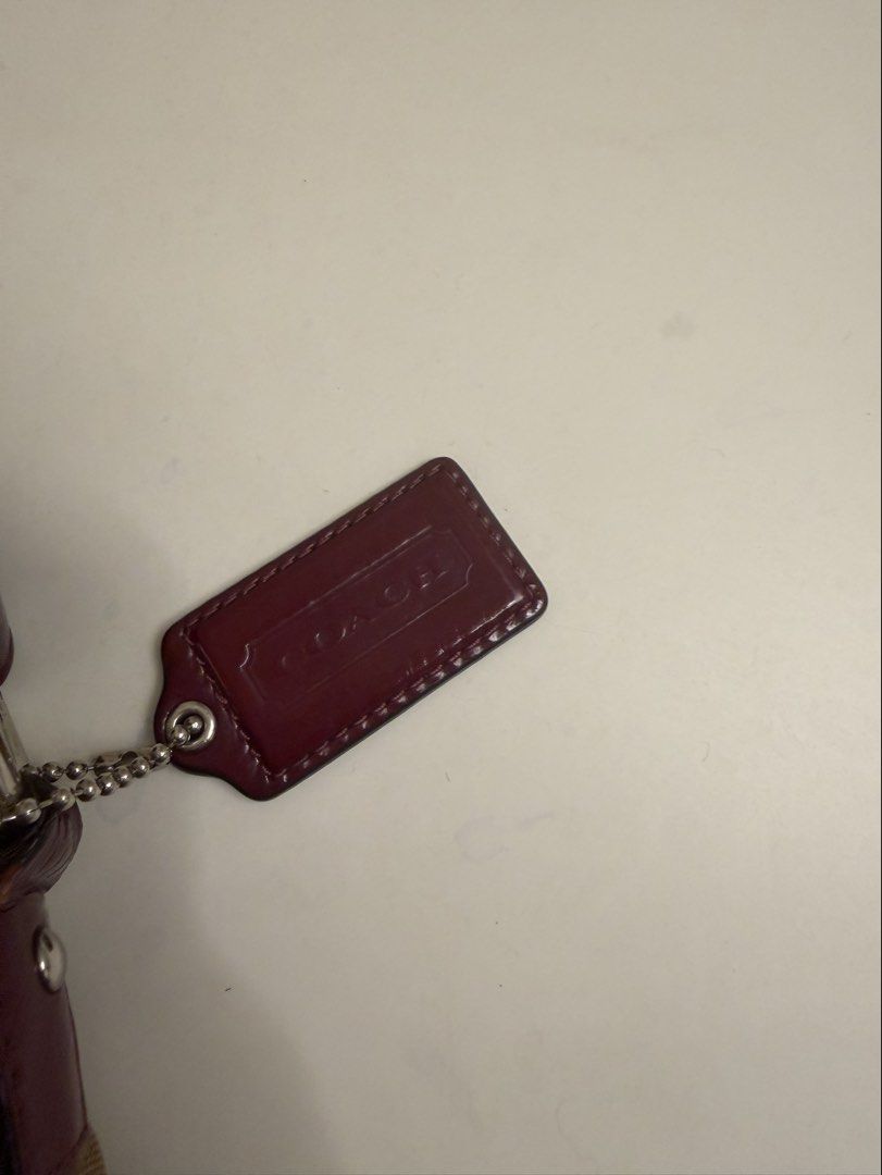 RUSH. 100% Authentic Vintage Coach SOHO bag (Category: Shoulder Bags) located in Manila. Submitted by 414studio (Listing ID 1468178782, Image 3). Description: Authentic and bought in USA just needs cleaning .
