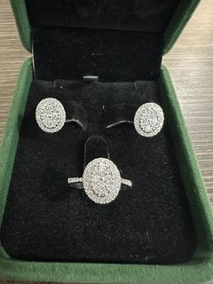 (Category: ) located in . Submitted by dazzlejeweller (Listing ID 1468077773, Image 1). Description: .