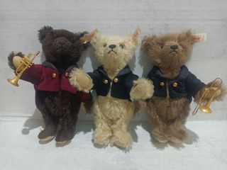 (Category: ) located in . Submitted by zeek_key_collectibles (Listing ID 1468217356, Image 1). Description: .