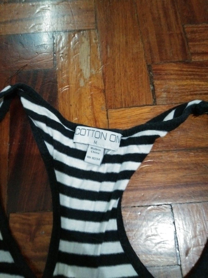 19x25 cotton on sando (Category: Shirts) located in Quezon City. Submitted by eidorableshop (Listing ID 1468070353, Image 2). Description: .