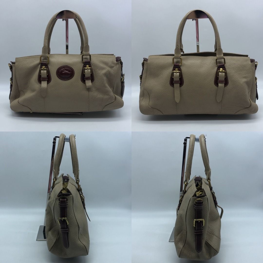 267009982 DOONEY & BOURKE BAG LATHER HAND BAG (Category: Luxury Bags & Wallets) located in Taguig. Submitted by ecoring.ph (Listing ID 1468114749, Image 2). Description: ◆CONDITION: B- ◆DESCRIPTIONS: (Other defects/info:) OUTER: The body of the bag is scratched, scuffed, stained, dirty, wrinkled, and deformed, has press marks and glue stains, and shows signs of use. The bottom and bottom corners of the bag are scratched, scuffed, stained, dirty, 