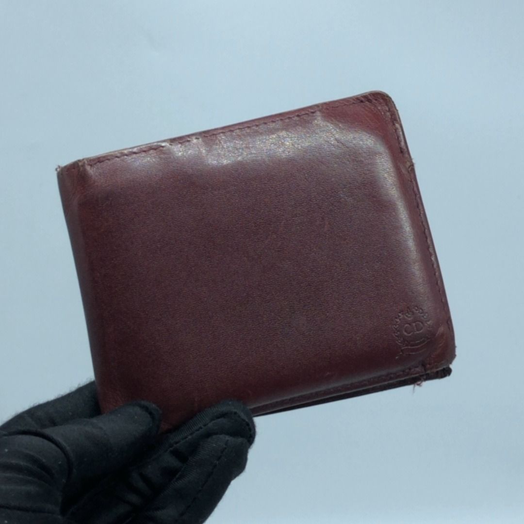 267010054 DIOR SLG BIFOLD OLD MODEL (Category: Luxury Bags & Wallets) located in Taguig. Submitted by ecoring.ph (Listing ID 1468099904, Image 1). Description: ◆CONDITION: BC ◆DESCRIPTIONS: (Other defects/info:) OUTER: The body of the wallet is heavily scratched, scuffed, stained, dirty, wrinkled, deformed, and discolored, has press marks, and shows signs of use. The edges of the wallet are scratched, scuffed, stained, dirty, wrinkled, frayed, cr