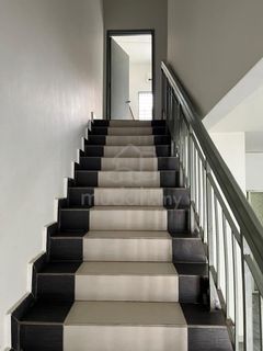 (Category: ) located in . Submitted by 182801808 (Listing ID 1444486231, Image 1). Description: .