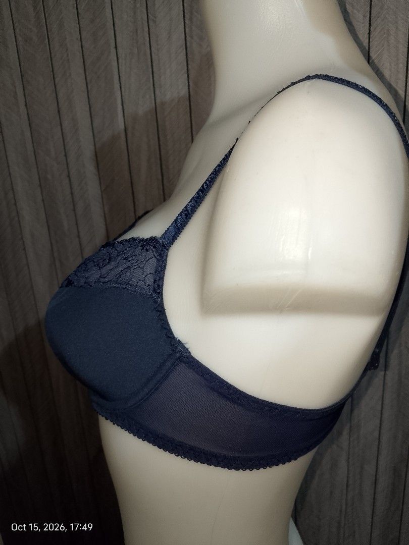 34b MARK' & SPENCER navy blue bra no Pads with underwire (Category: Undergarments & Loungewear) located in Manila. Submitted by truecrystal-1407 (Listing ID 1468174885, Image 3). Description: NOT THRIFTED IMPORTED RFS: DECLUTTERING ORIG.