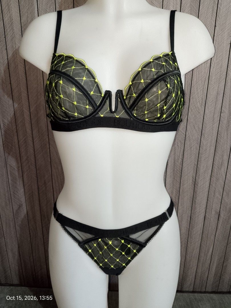 34b MARK'S & SPENCER BRA and THONG SET (Category: Undergarments & Loungewear) located in Manila. Submitted by truecrystal-1407 (Listing ID 1468104901, Image 1). Description: bra 34b panty thong medium NOT THRIFTED NEVER WORN orig M&S black and yellow green color.