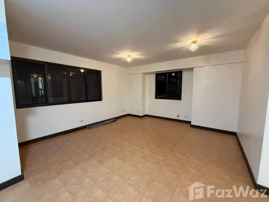(Category: ) located in . Submitted by propertyproph (Listing ID 1468154293, Image 1). Description: .
